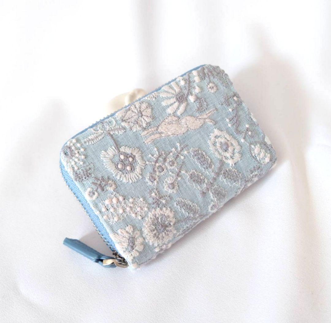 受注】お札の折れない二つ折り財布 celebrate ミナペルホネン - メルカリ