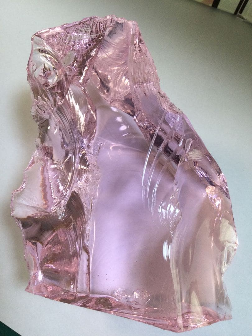 アンダラクリスタル虹入り原石　& ガーデン水晶6角柱　水晶　観賞石