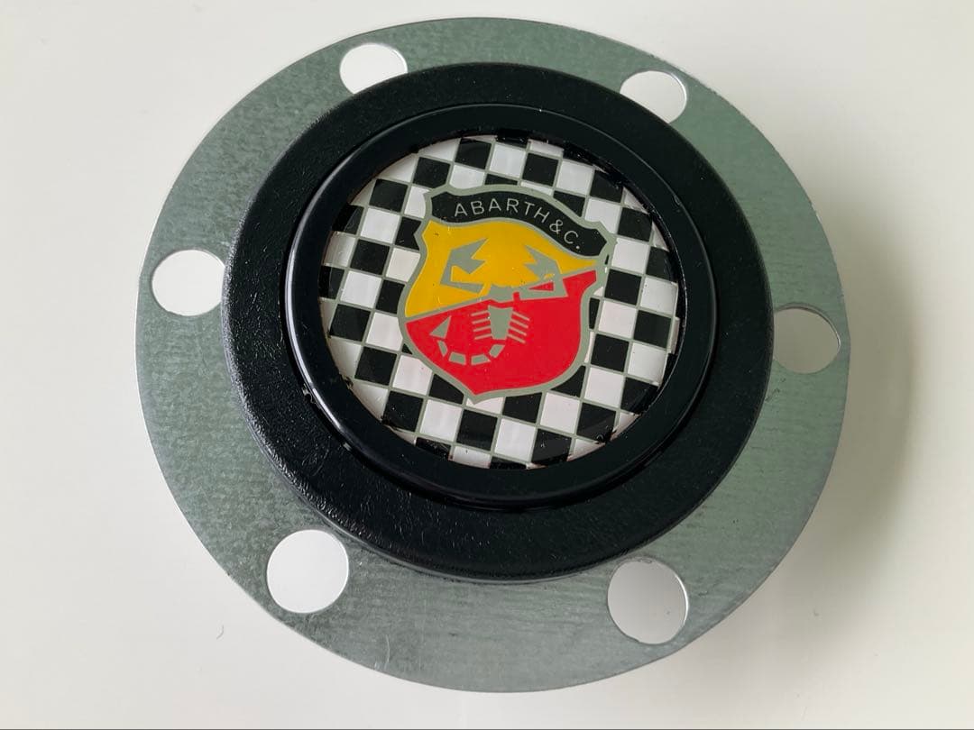 アバルト　ホーンボタン ABARTHホーンボタン - フィアット・アバルトパーツのネットショップ