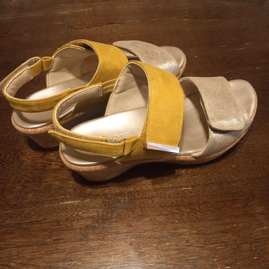 完売・新品未使用】アカイシ サンダル ダブルベルトコンビ イエロー
