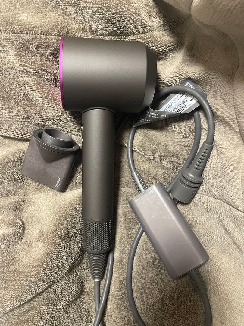 ダイソン HD15 ドライヤー Dyson グレー/ピンク - メルカリ