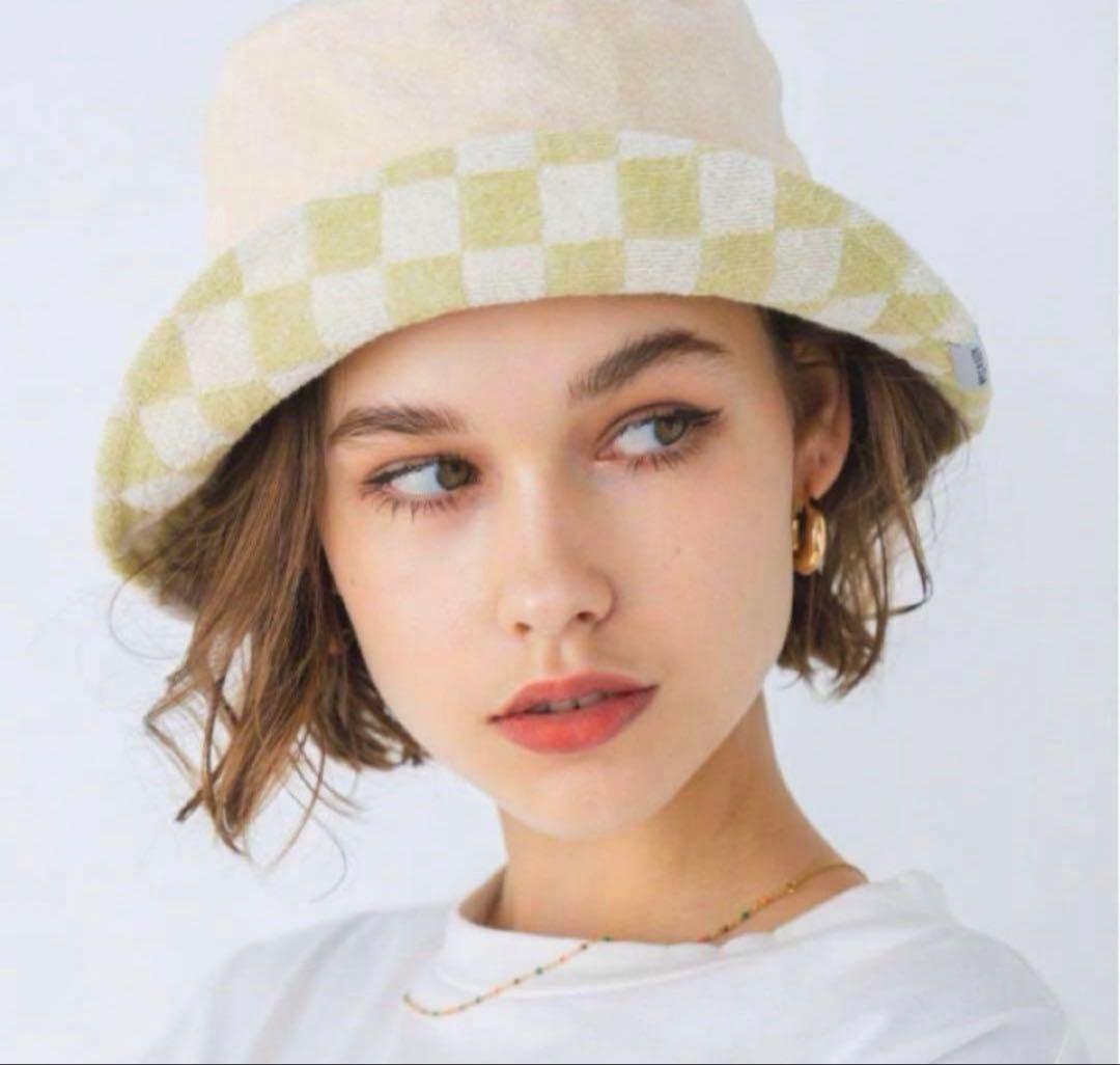 美品】Alexia stamリバーシブルバケットハット - メルカリ