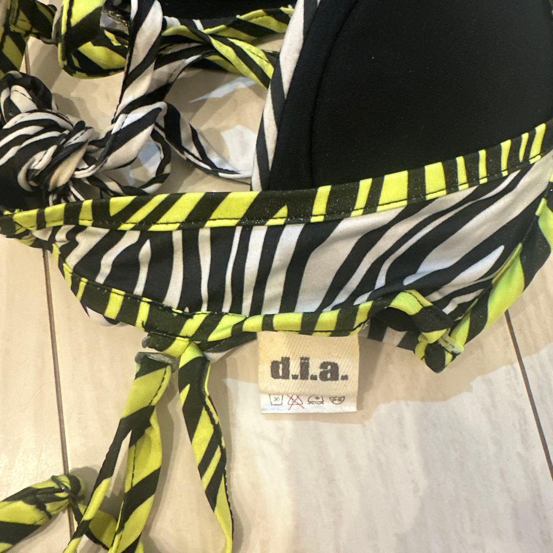 激レア！】d.i.a. ゼブラ柄 見せブラ