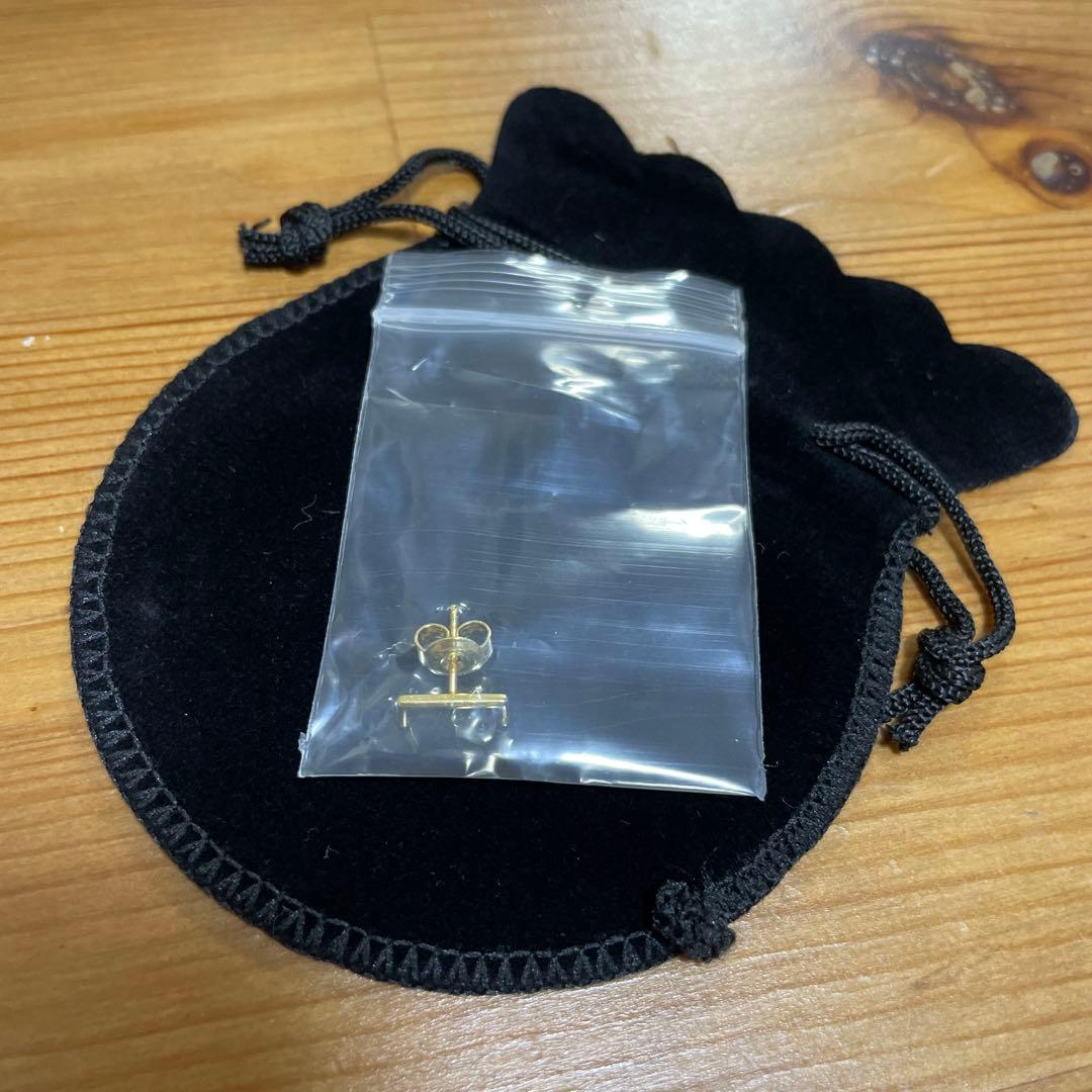 渡辺翔太私物 ピアス ホッチキス Air space - メルカリ