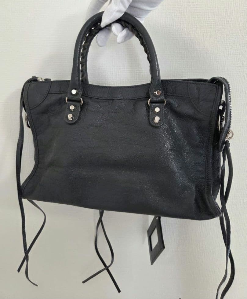 バレンシアガ クラシックシティ レザー グレー ミラー付き 2way - メルカリ