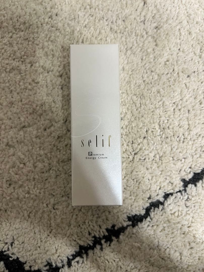 セリフ プレミアムエナジークリーム 30g 新品 セリフ プレミアムエナジークリーム | セリフ公式オンラインショップ