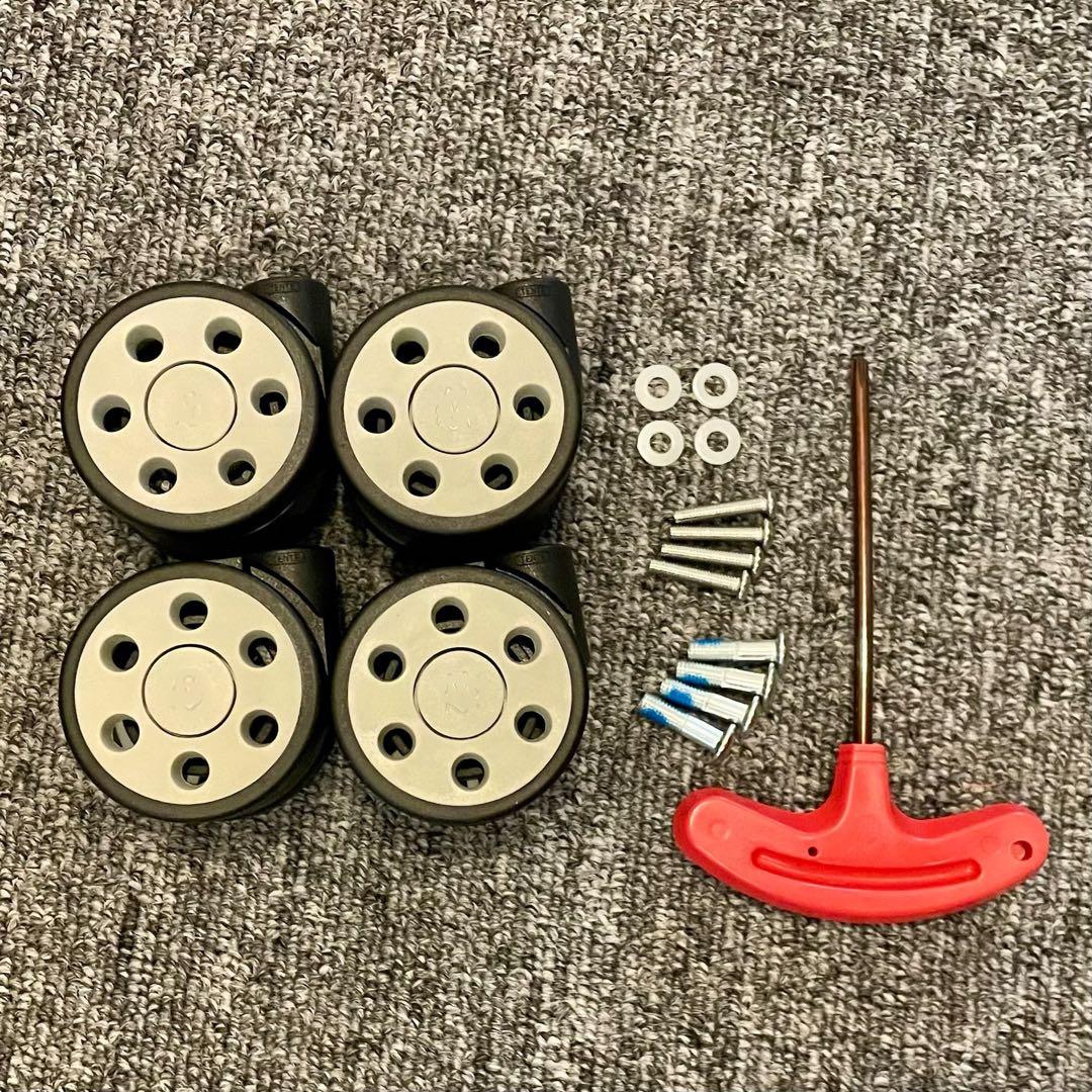 RIMOWA リモワ 互換キャスター グレー 50㎜ 4輪セット - メルカリ