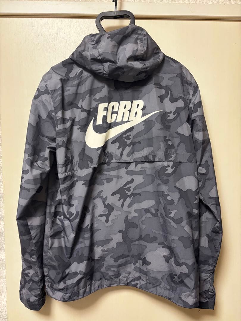 NIKE×FCRB 迷彩ナイロンジャケット - メルカリ