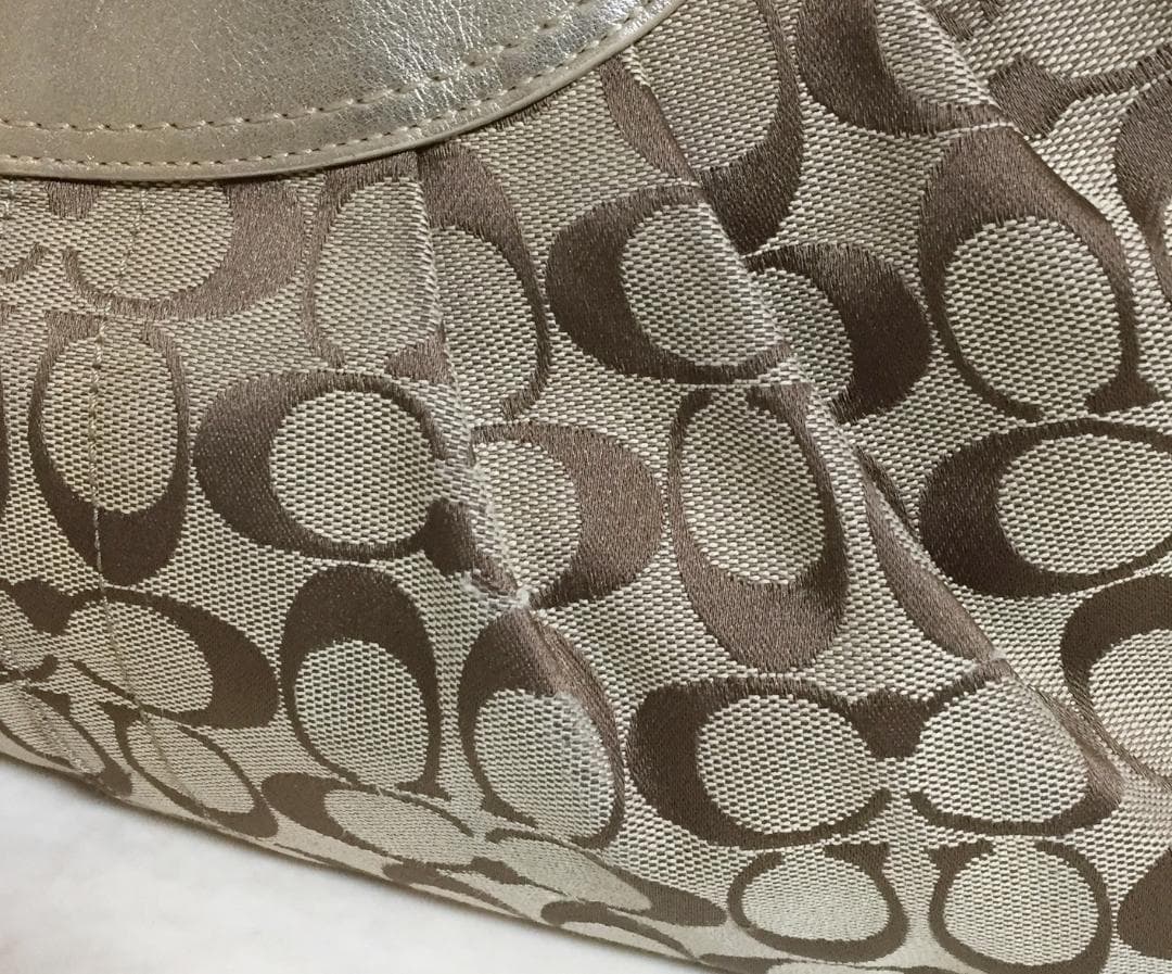 no34481 コーチ F14380 プリーテッド サッチェル エルゴ バッグ - メルカリ