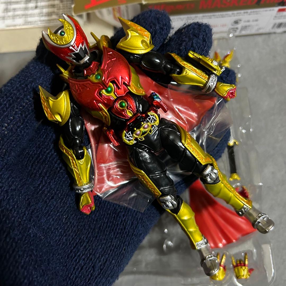 S.H.Figuarts 仮面ライダーキバ　エンペラーフォーム&ダークキバ