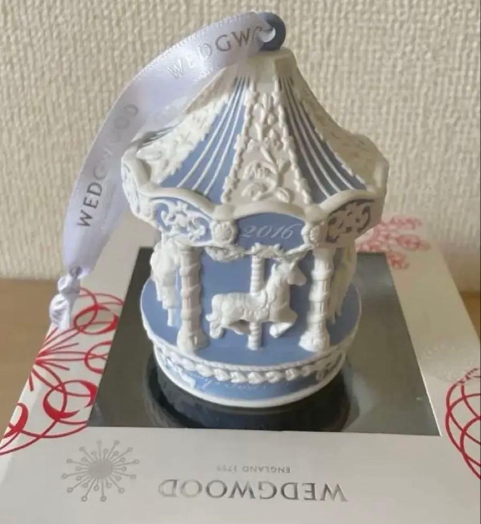 ウェッジウッド クリスマスオーナメント 2016メリーゴーランド - メルカリ