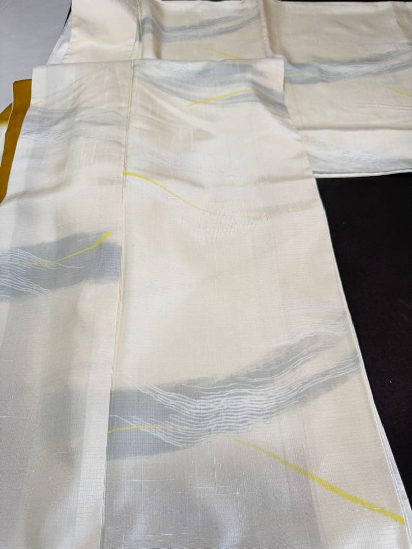 銘品新品】旭日小綬章勲章「迫田龍鳳氏作」本場結城紬 オフホワイト色