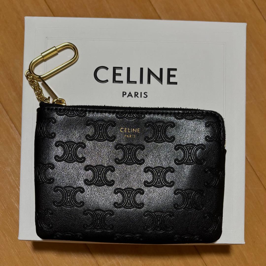 CELINE セリーヌトリオンフ エンボス カーフ フック付きコインカード