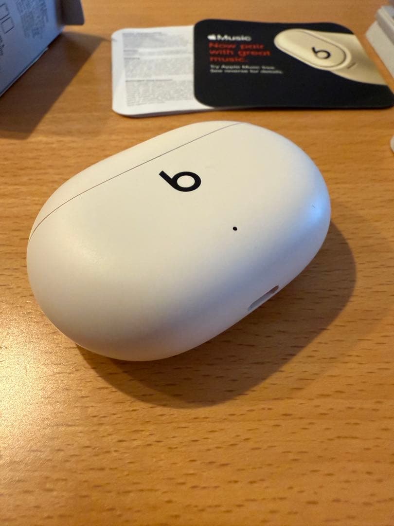 イヤホン Beats Studio Buds +