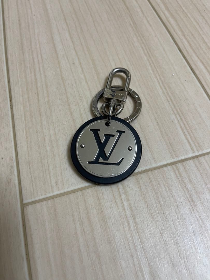 Louis Vuitton キーホルダー・IV サークル 関税なし】LOUIS VUITTON キーホルダー・LV サークル (Louis Vuitton