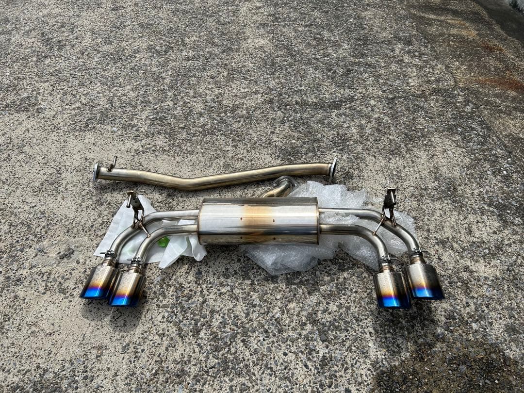 Lexus NX350Ｆスポーツ専用 EXART製チタンテール4本出しマフラー