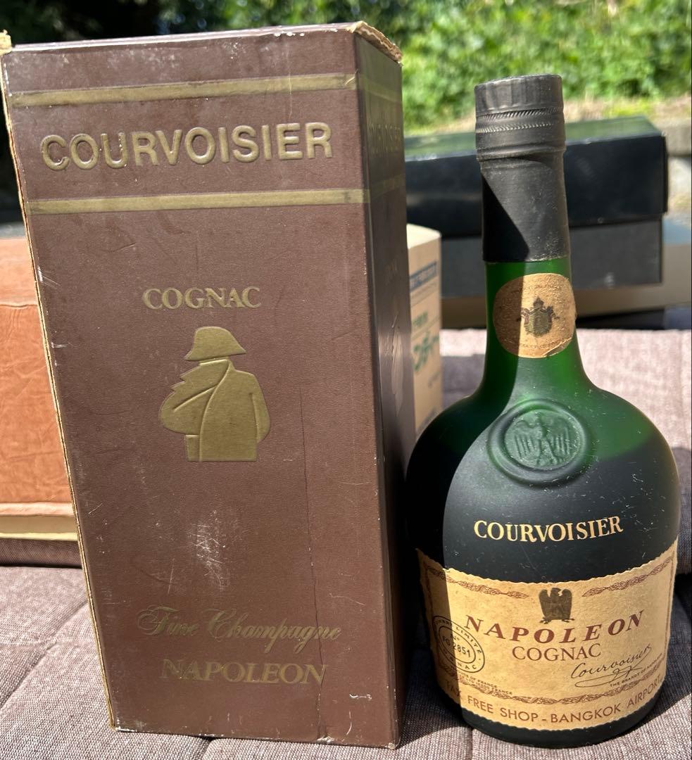 ナポレオン コニャック クルボアジェ 古酒 - メルカリ