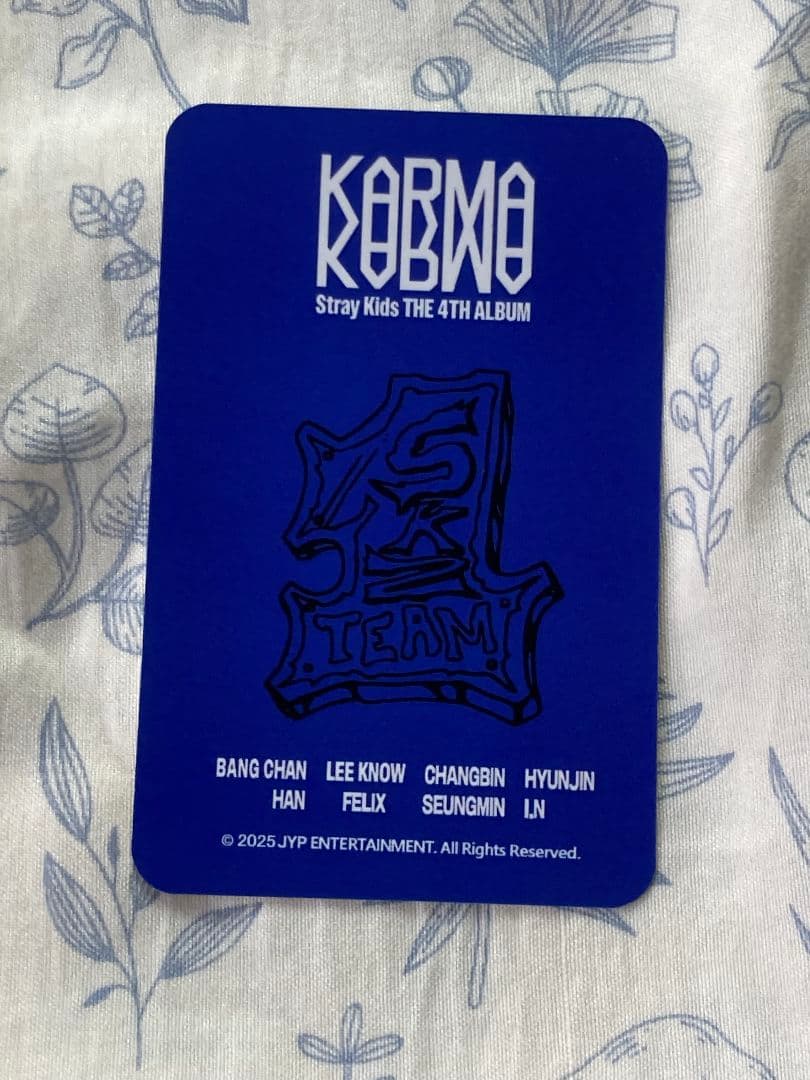 Stray Kids ポップアップ ユニフォーム アイエン KARMA トレカ - メルカリ