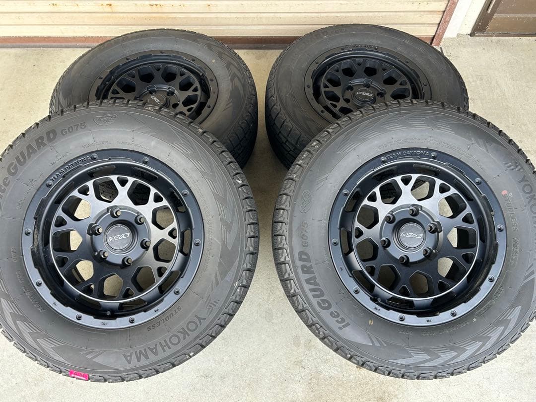 RAYSホイールYOKOHAMAiceGUARD GO75 17インチ4本