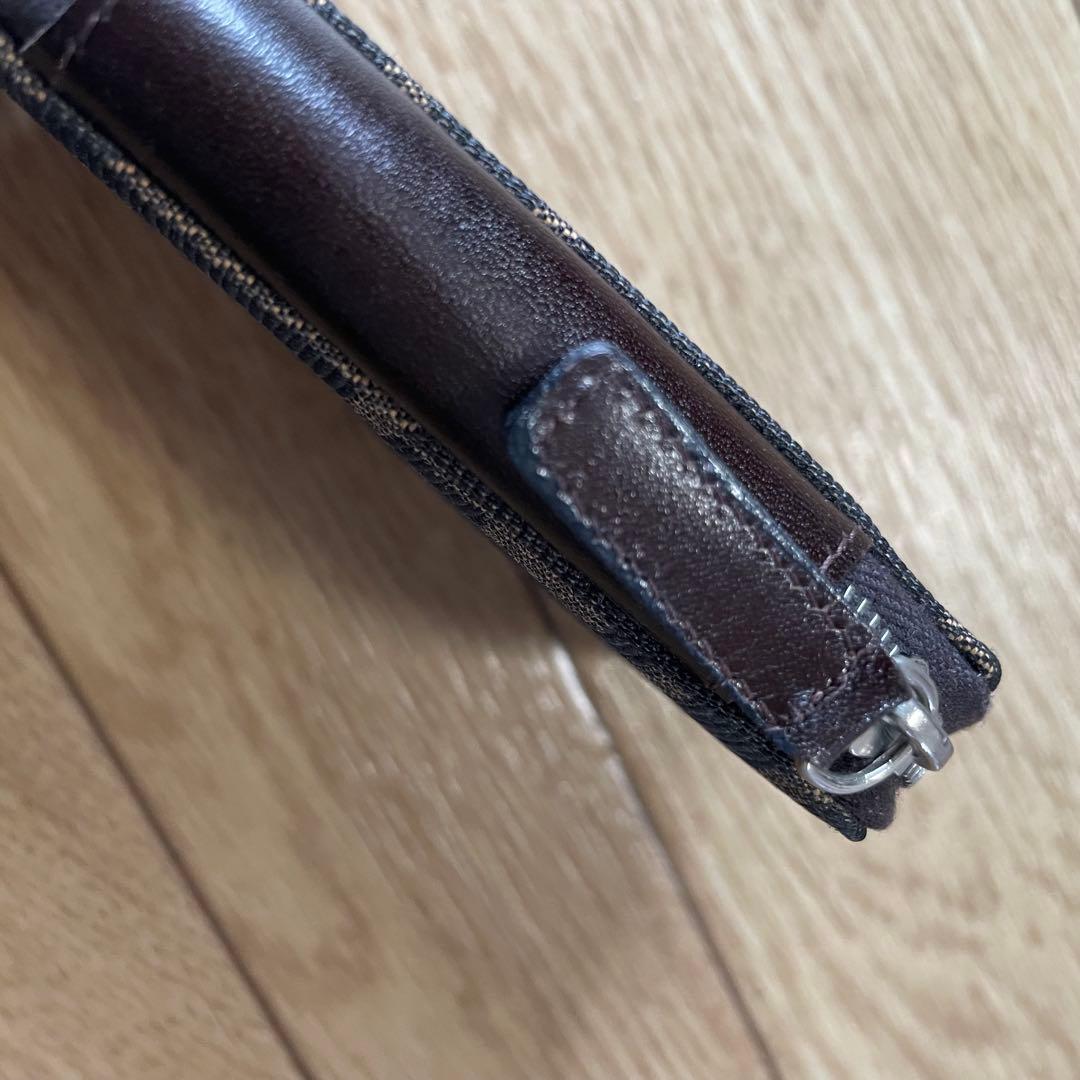 【人気】FENDI フェンディ ズッカ柄 6連キーケース ラウンドファスナー