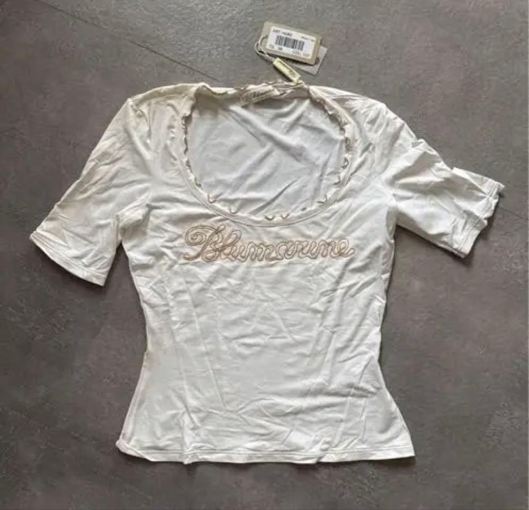 新品タグ付 Blumarine ロゴ刺繍 Tシャツ 38 イタリア製 希少 新品タグ付 Blumarine ロゴ刺繍 Tシャツ 38 イタリア製 希少