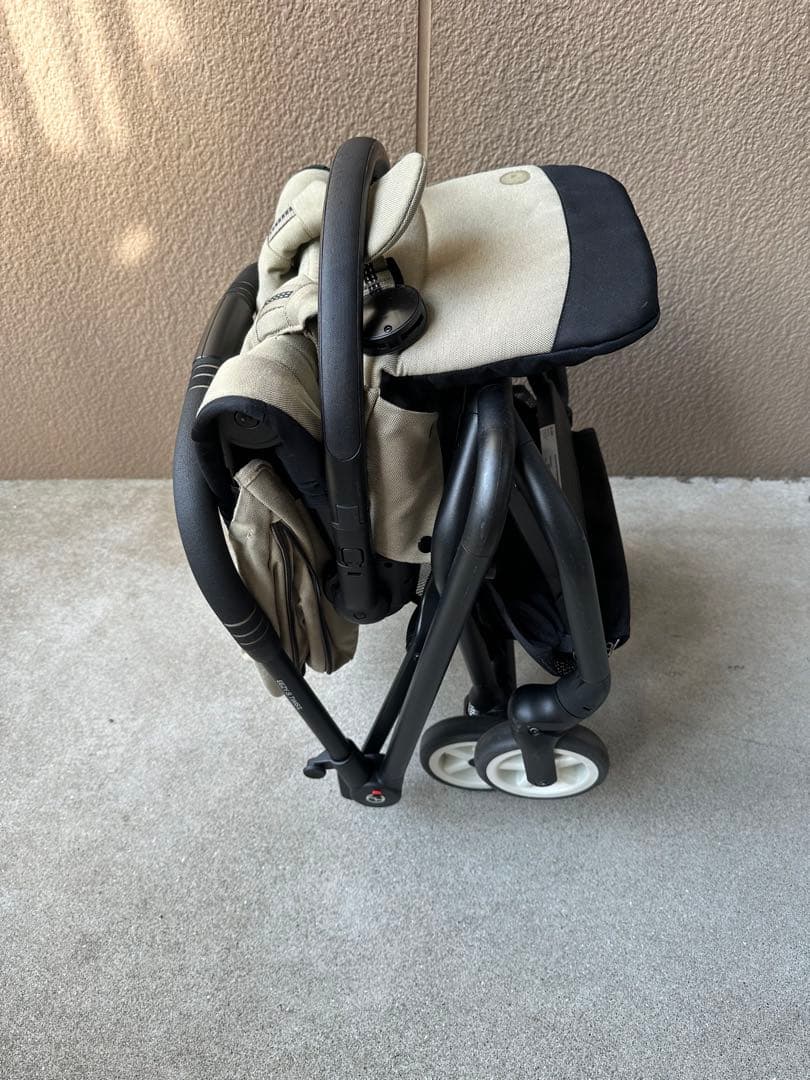 Cybex EEZY S TWIST2 イージーSツイスト2