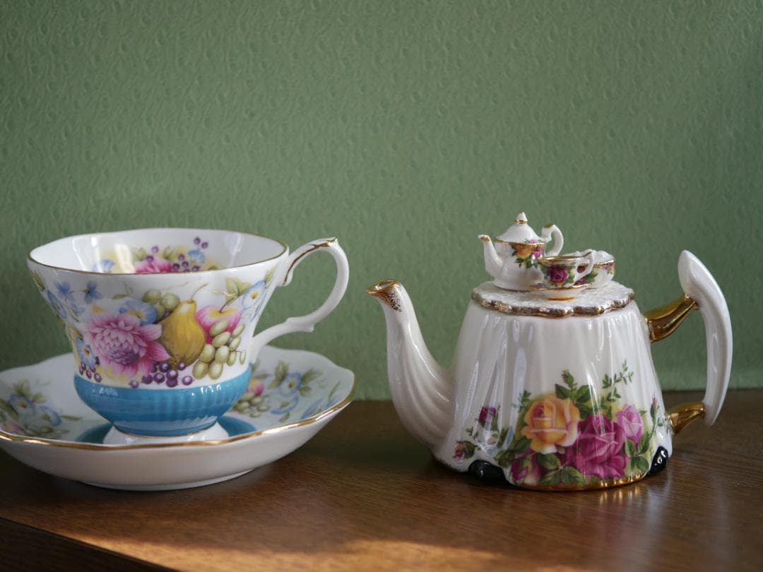 未使用ロイヤルアルバートオールドカントリーローズ ミニチュアセット