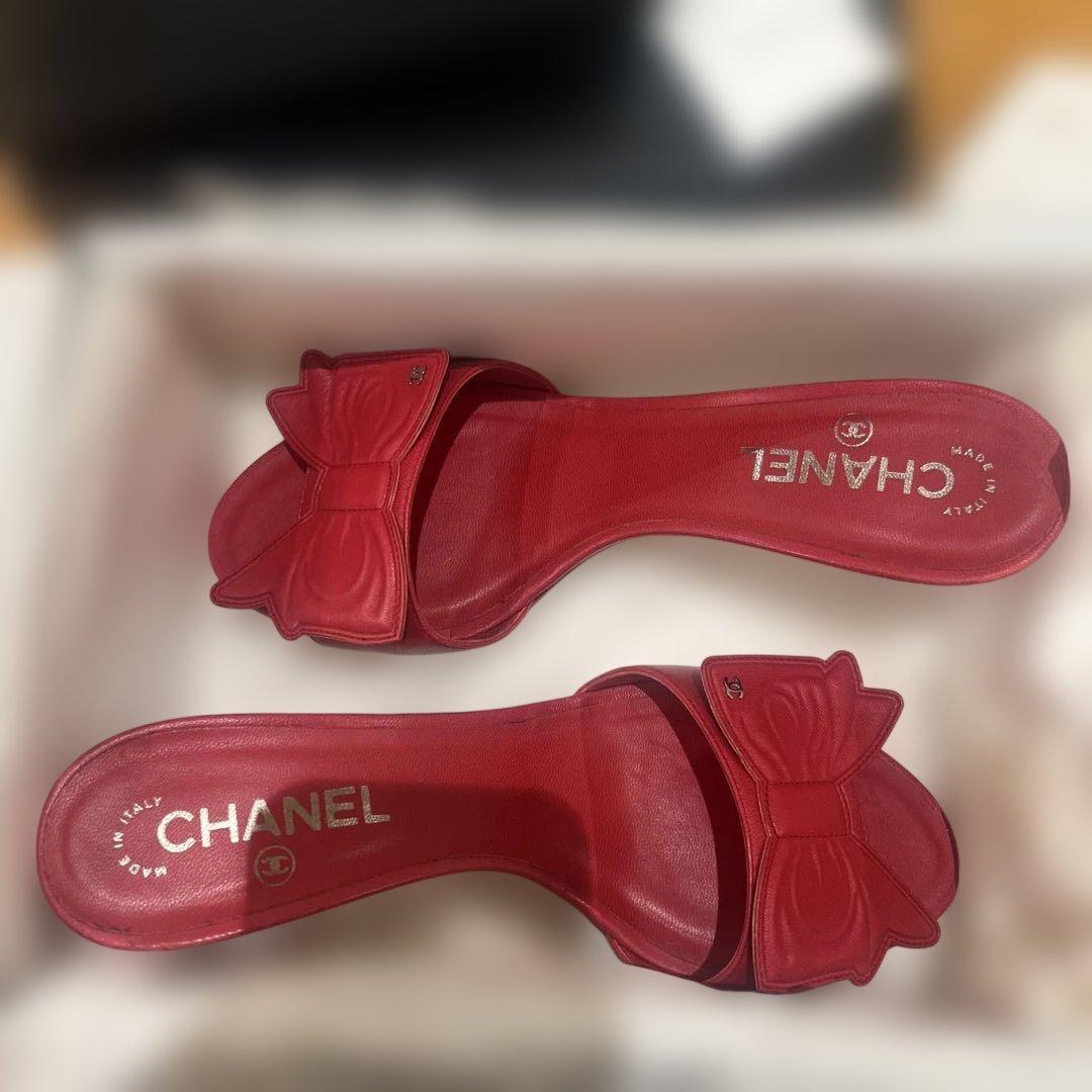 CHANEL レザーリボンミュール レッド　サンダル　39 CHANEL レザーリボンミュール レッド サンダル 39 - メルカリ