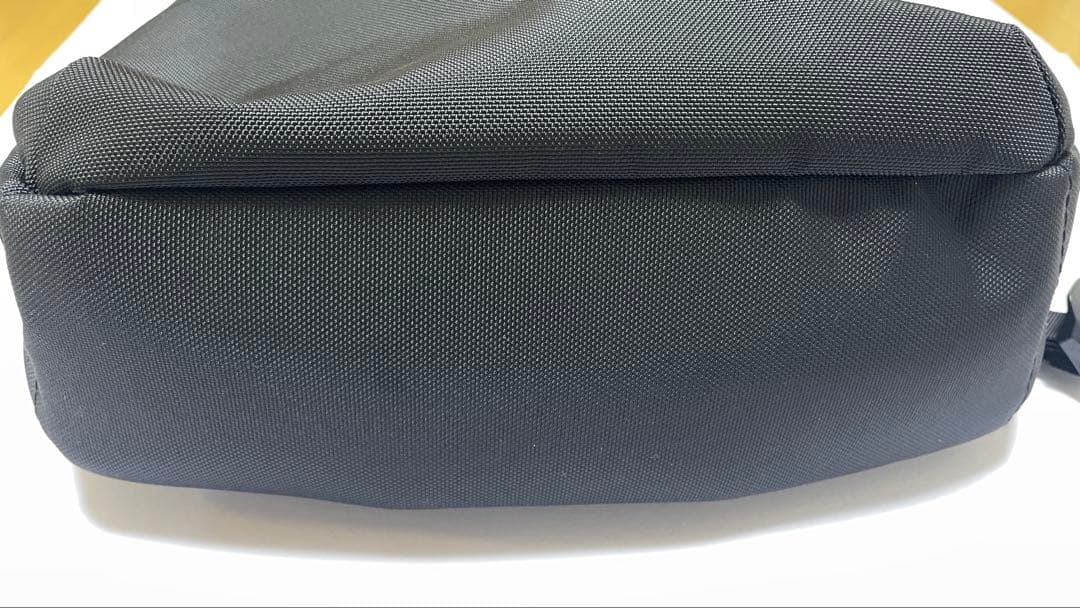 THE NORTH FACE シャトルデイパック スリム 黒 15.5L