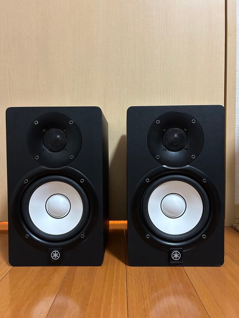 YAMAHA スタジオモニタースピーカー HS5 ペア２本 Amazon | YAMAHA HS5 2台セット パワードモニタースピーカー ペア