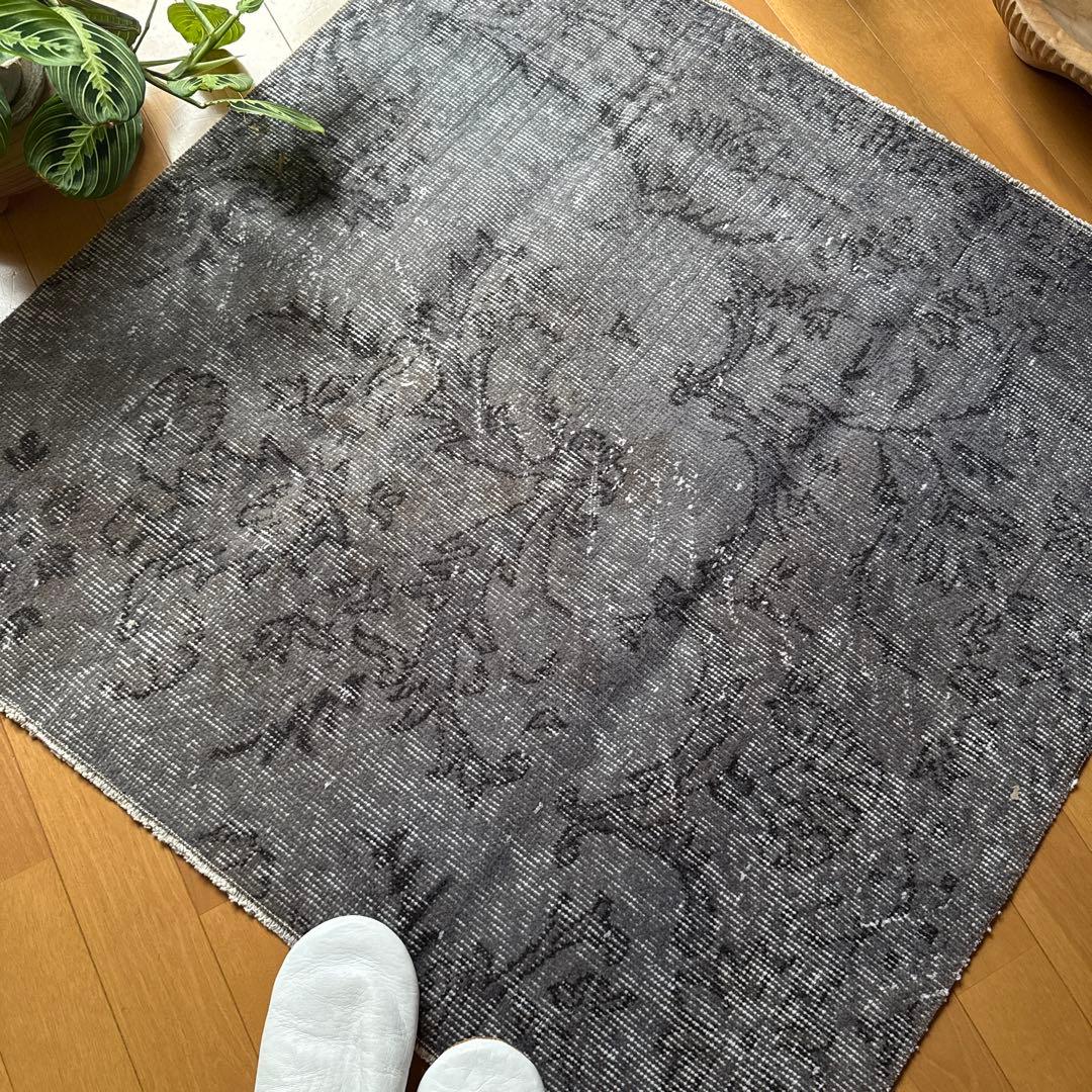 92.5×92.5 正方形 ダークグレイ ボタニカル トルコヴィンテージラグ
