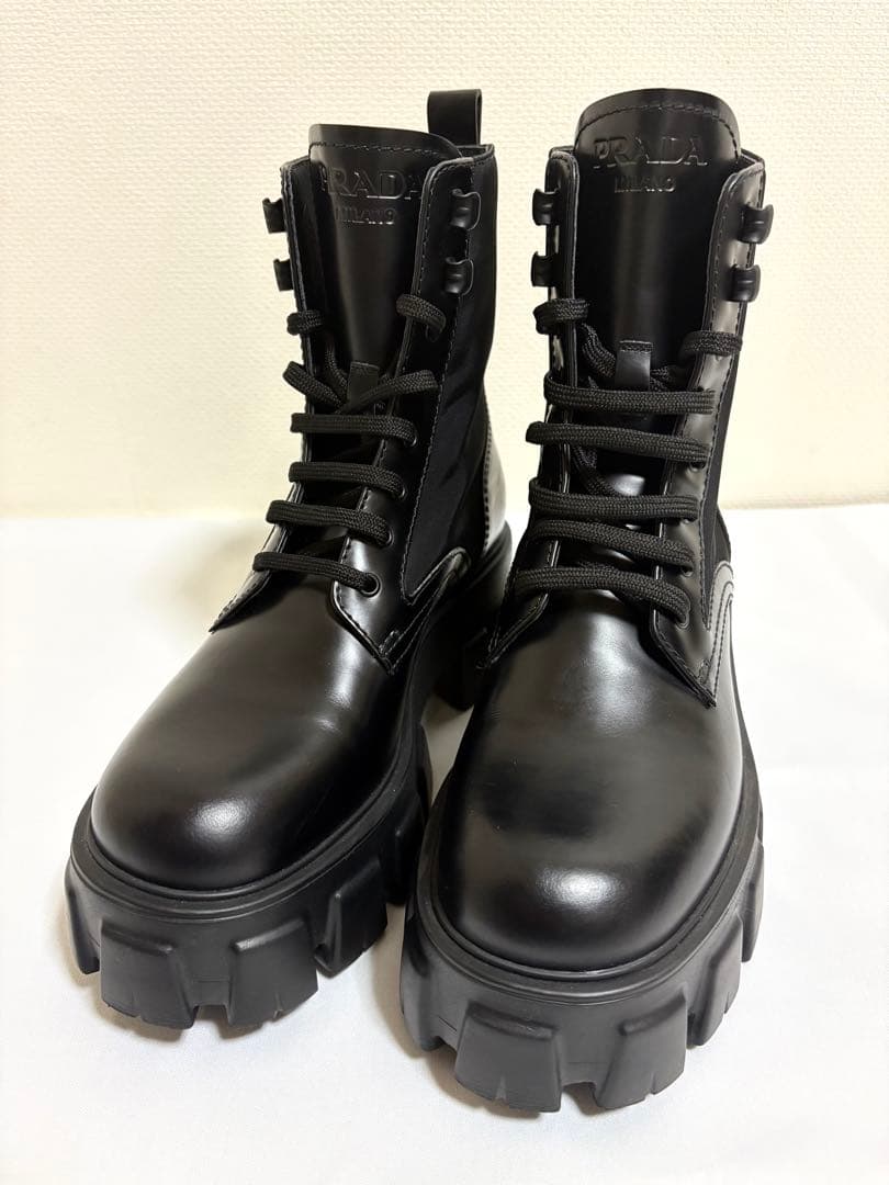 新品未使用】PRADA Re-Nylon レザー モノリス ブーツ 黒 36 - メルカリ