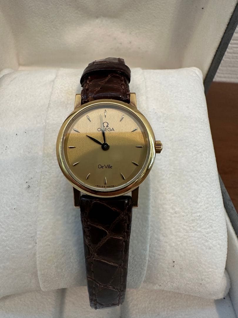 Omega De Ville ゴールド レザー　k18 箱付き 2007 Omega De Ville Coaxial Chronometer Power Reserve in Solid 18k