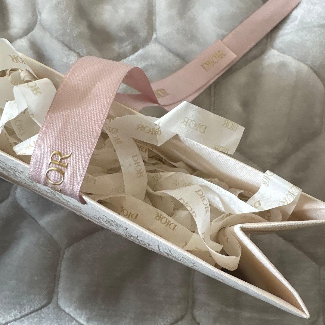 CHRISTIAN DIOR ギフト袋 ホワイト - メルカリ