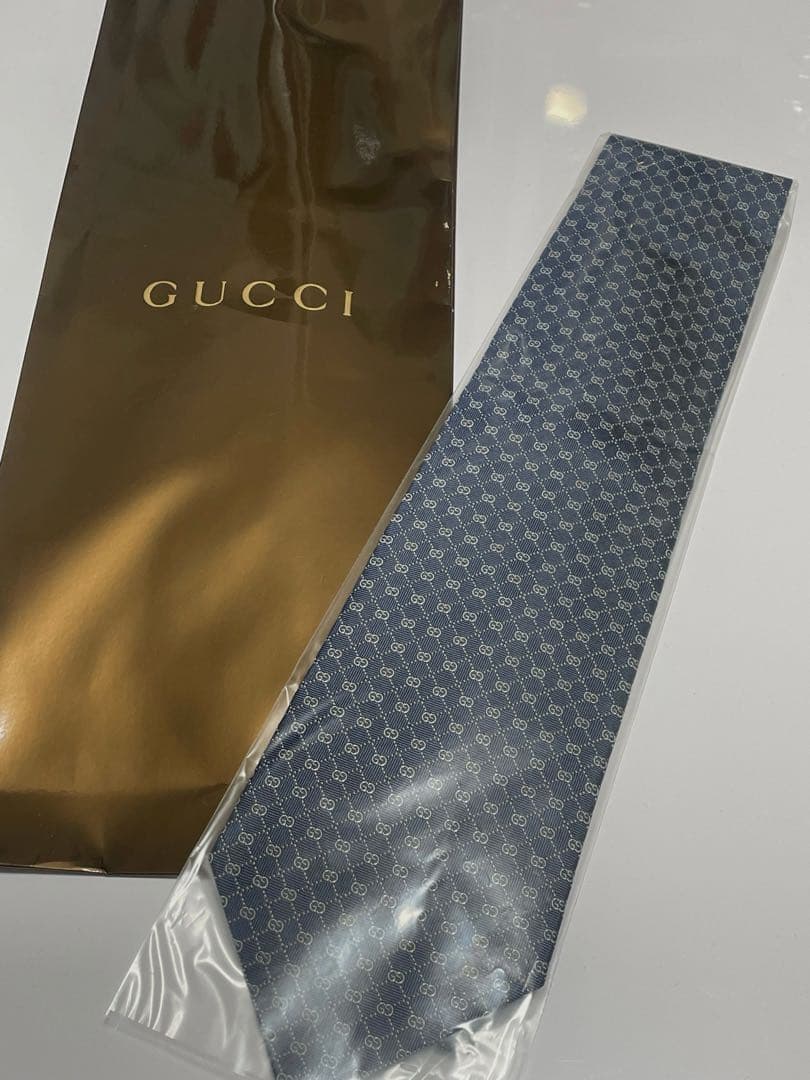 【値下げ】GUCCI ネクタイ 未使用 タグ付き GG柄 ネイビー グッチ 楽天市場】【未使用品】GUCCI グッチ ネクタイ GGキャンバス GG柄 GG