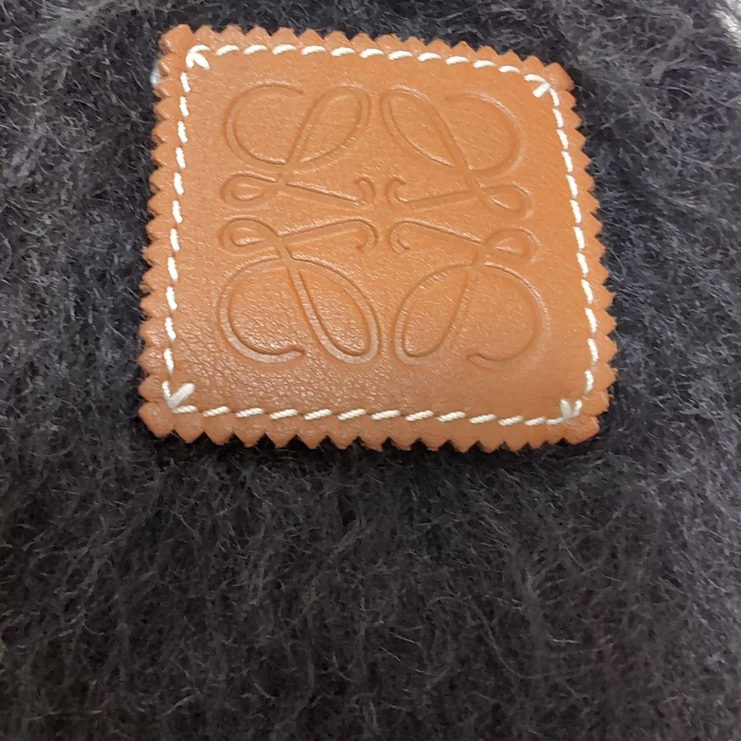 LOEWEモヘアアナグラムロゴマフラー フリンジ付き ブラック - メルカリ