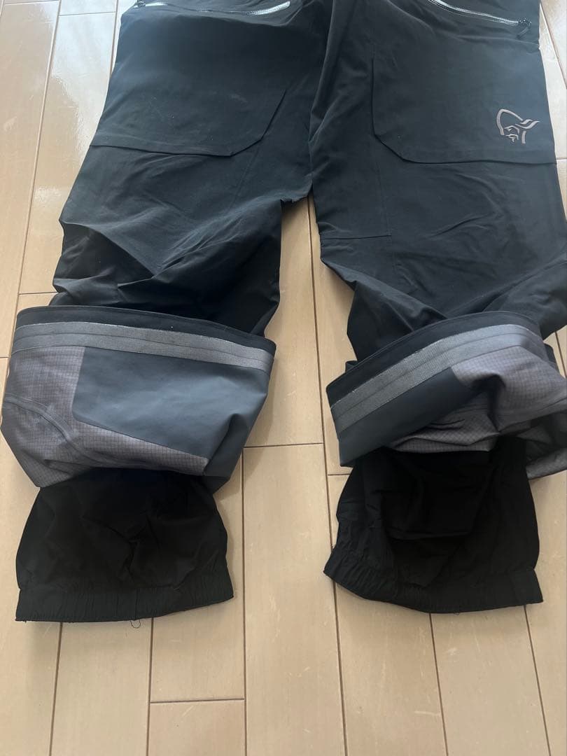 【美品】NORRONA SKI/BOARD 上下セットウェア