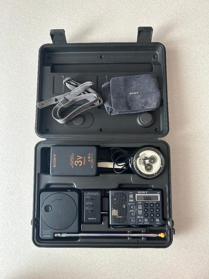 SONY ICF-SW1S PLLシンセサイザーレシーバー（ジャンク品） Amazon.co.jp: SONY ソニー ICF-SW1S FMステレオ/LW/MW/SW PLL