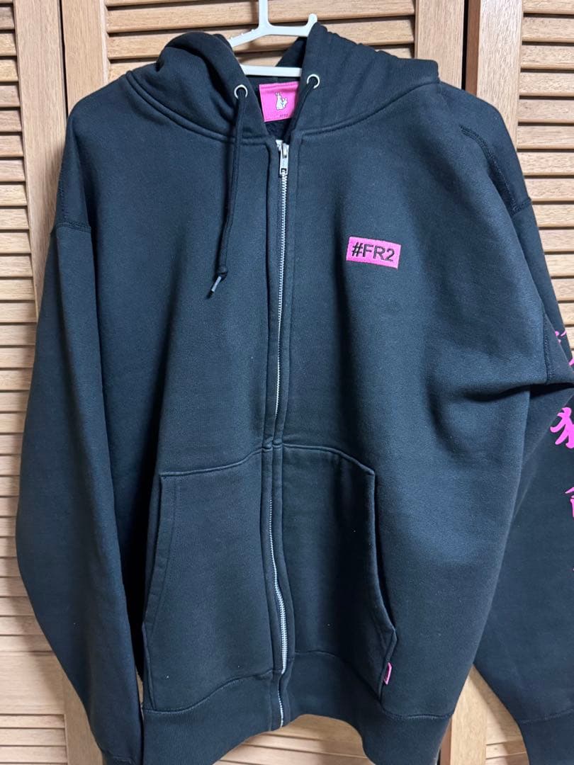 FR2 ブラックパーカー ウサギデザイン - メルカリ
