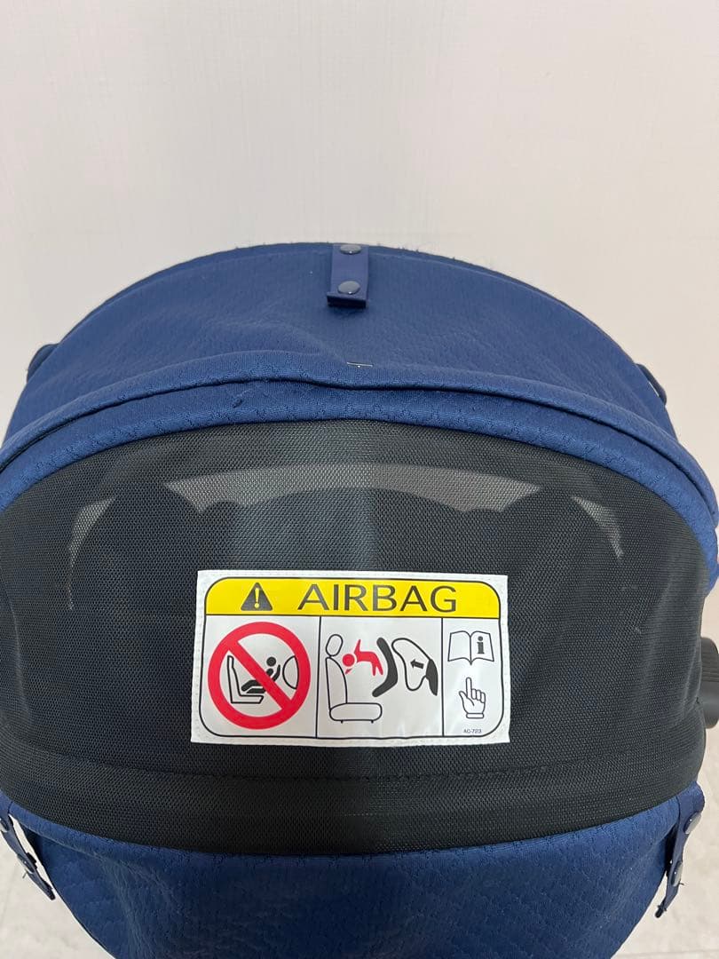 アップリカ フラディアグロウisofix 360° セーフティネイビー