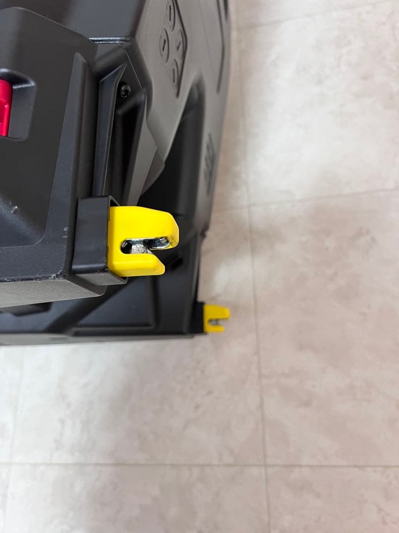 アップリカ フラディアグロウisofix 360° セーフティネイビー