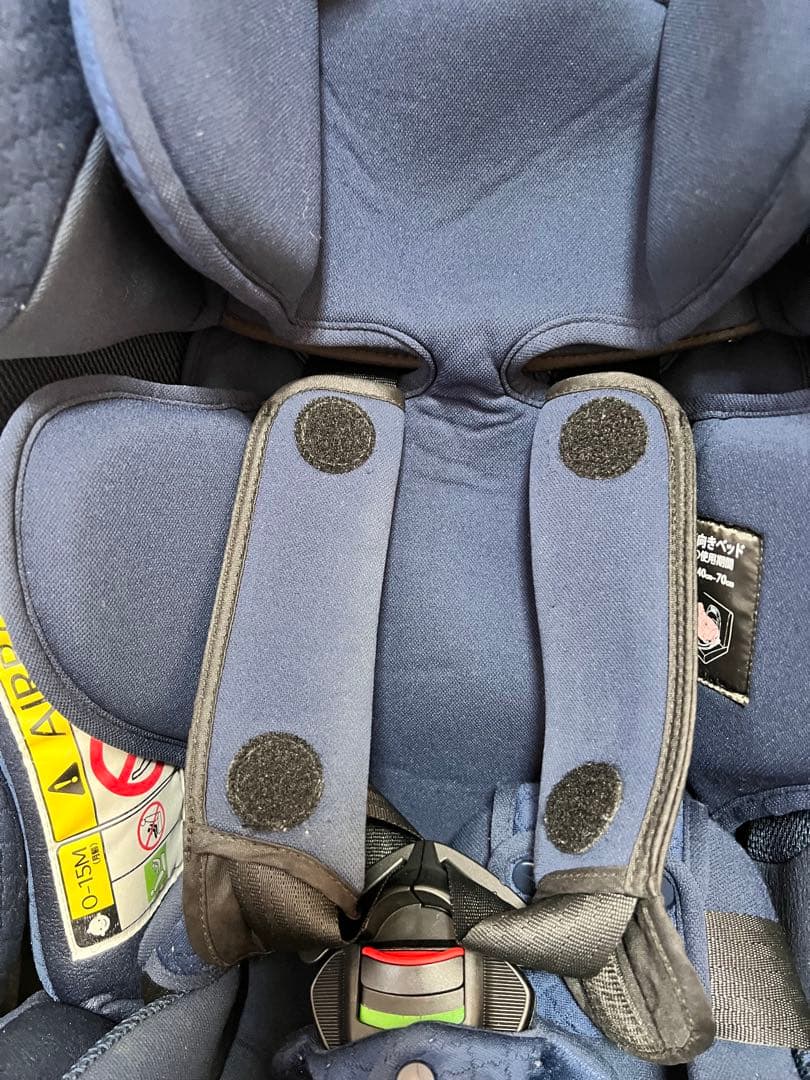 アップリカ フラディアグロウisofix 360° セーフティネイビー