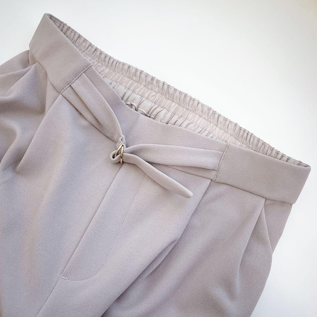 ホワイトジョーラ ワーママ スーツ カラーレス グレージュ 大きいサイズ 七五三