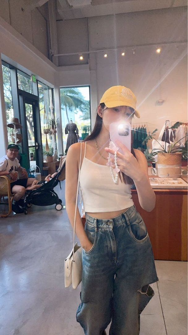 新品】メゾンマルジェラ5ポケット カットアウト デニムパンツ【指原