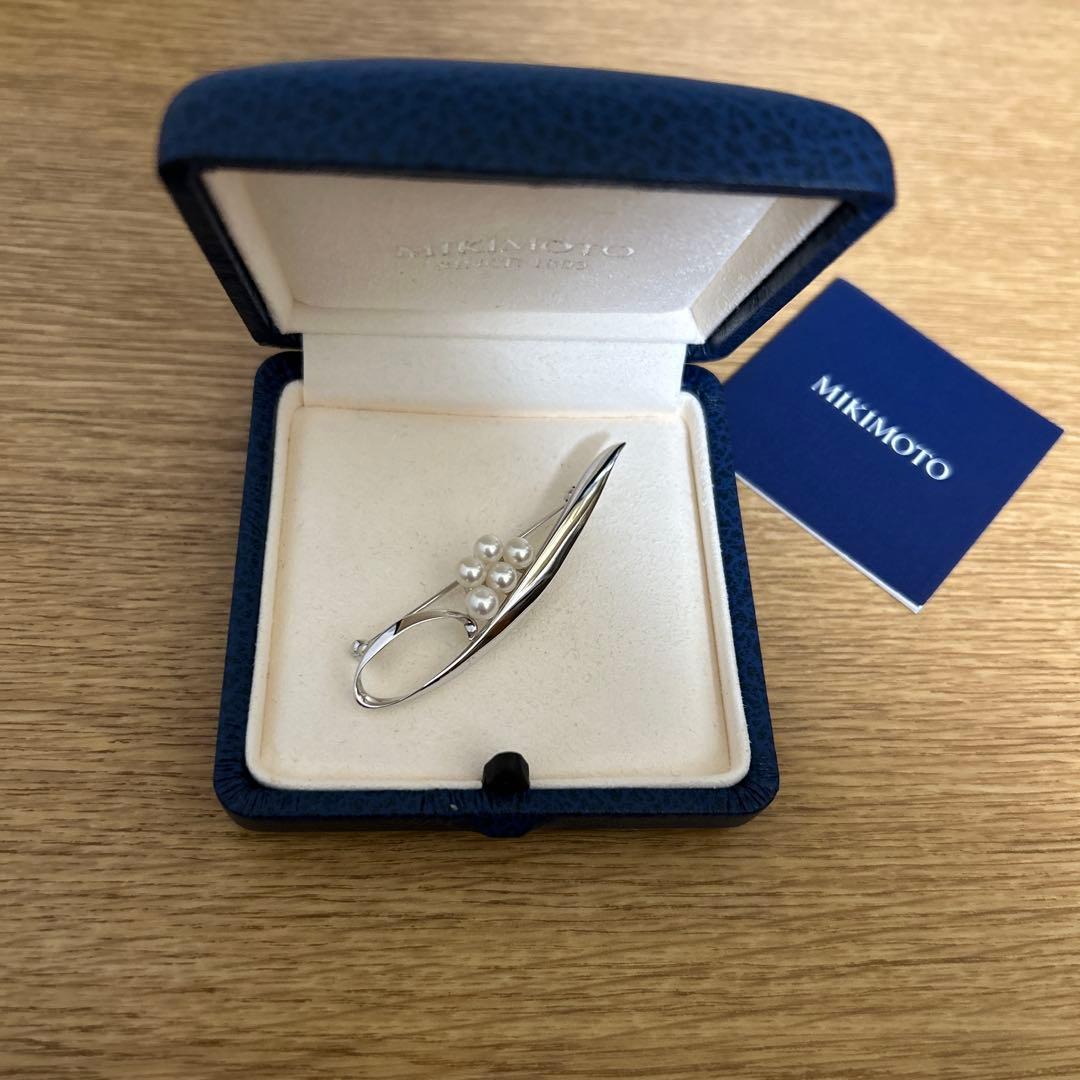 MIKIMOTO ミキモト 真珠 ベビーパール ブローチ シルバー 5珠 - メルカリ