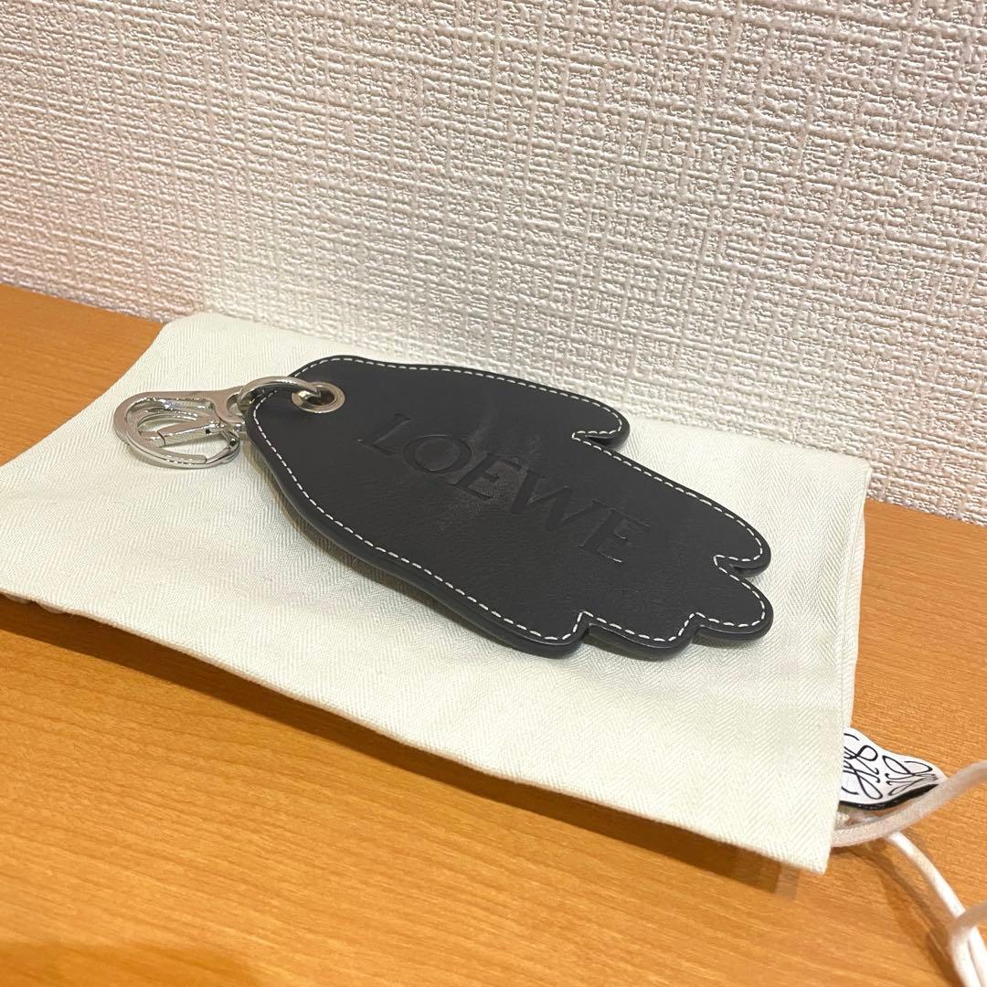 ロエベ　レザーハンドモチーフキーリング　ブラック　10R2510