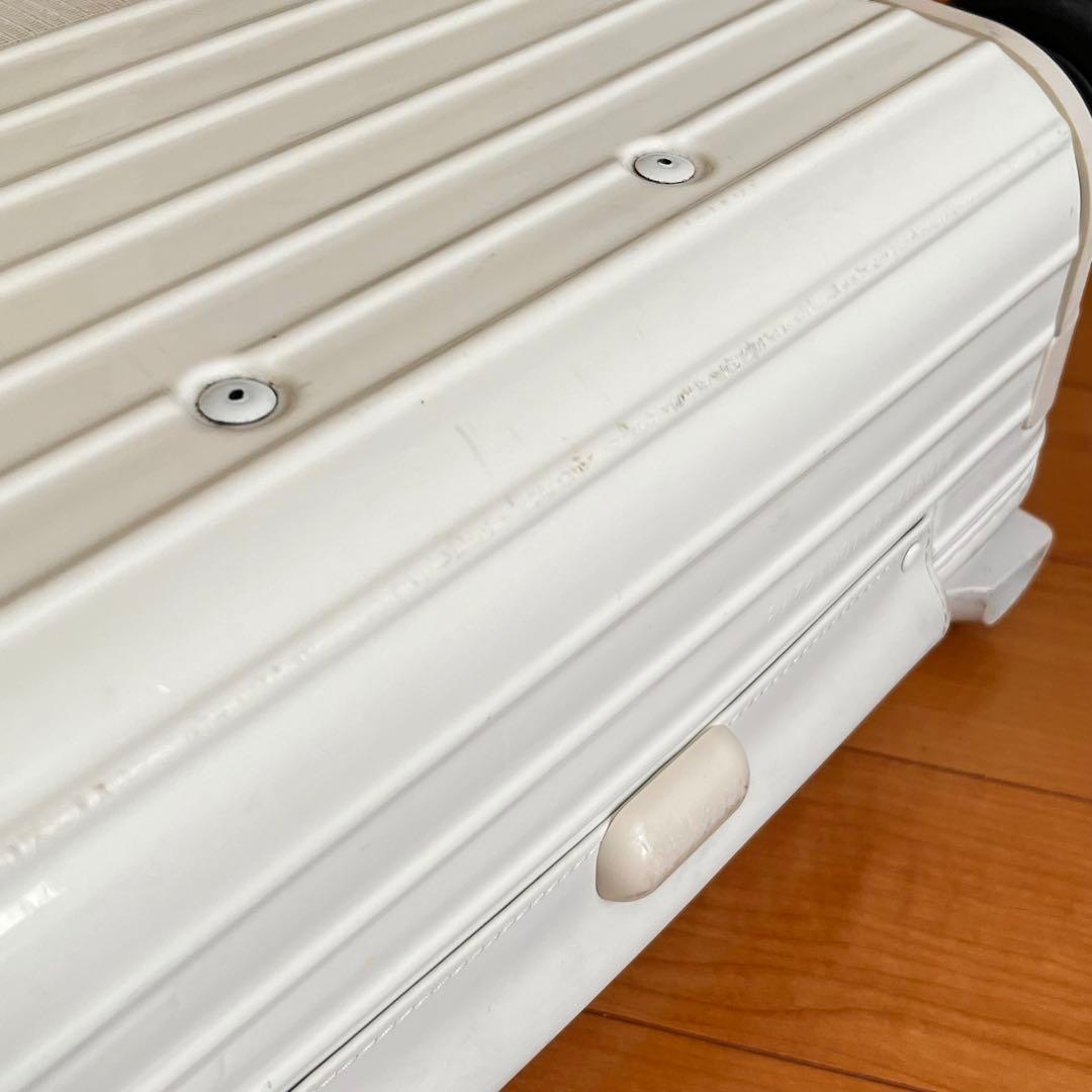 Narumiです！RIMOWA リモワ　アローズ　キャリーケース　23L