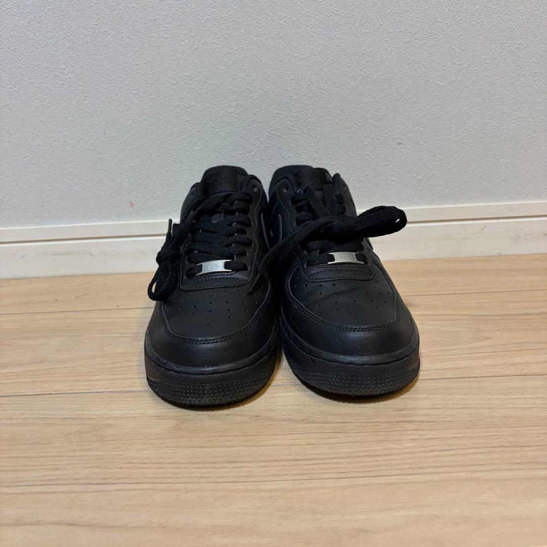 【極美品】 NIKE エアフォース1 07 ブラック 27.5㎝