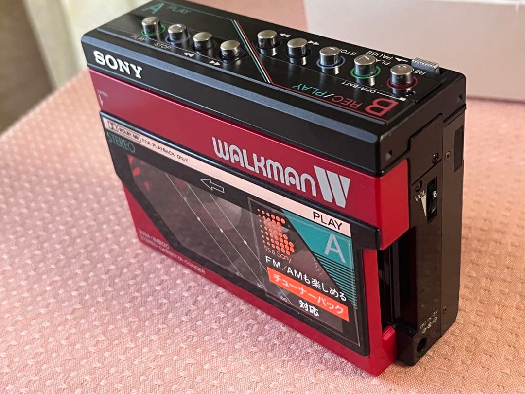 希少品 SONYのダブルカセットウォークマン「WM-W800」 - メルカリ
