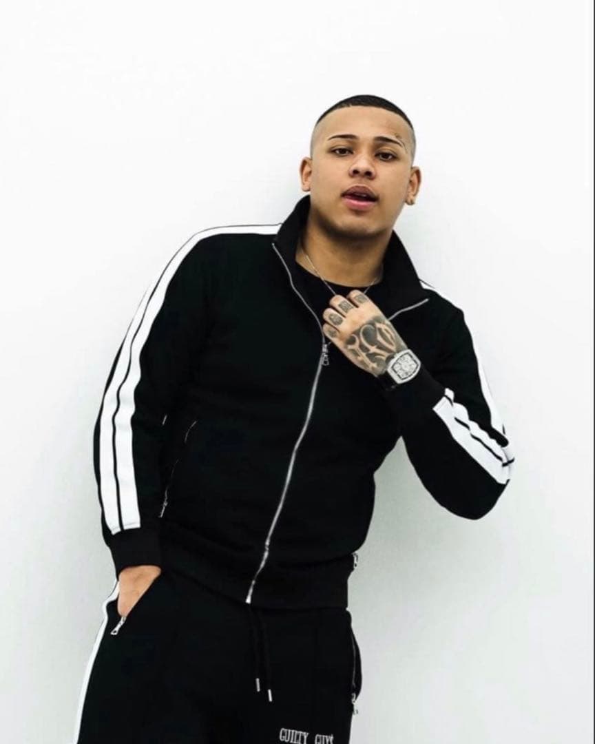 GUILTYGUYS セットアップ 希少 EricBjr 上のみ - メルカリ